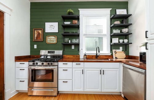 Crescent Hill Apartment | New! Charming City Condo! Walkable & Chic!