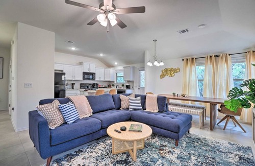 Granite Shoals House | New Charming Hill Country Home next to Lake LBJ