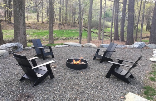 Hillsdale House | NEW! Clean & Cozy Hillsdale Cabin, minutes to Catamount, Tanglewood