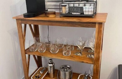 Tobyhanna Ski Chalet | New! Cozy 3 bedroom Chalet w/Hot Tub