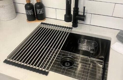 Tobyhanna Ski Chalet | New! Cozy 3 bedroom Chalet w/Hot Tub