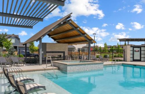 Fort Collins House | NEW! Cozy Colorado Living - 8 min from Old Town!