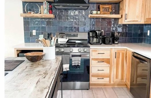 Buena Vista House | New Custom Home! Downtown The Buena Jewel STR-167