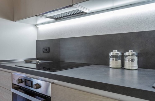 Palmanova Apartment | New Deal-APT with terrace, hot tub & Netflix