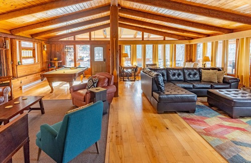 New Denver Cabin | New Denver Lodge