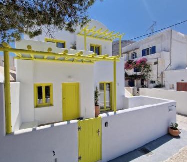 Kamari House | New Earth