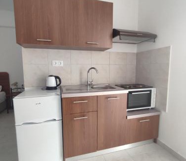 Polichrono Apartment | New Era