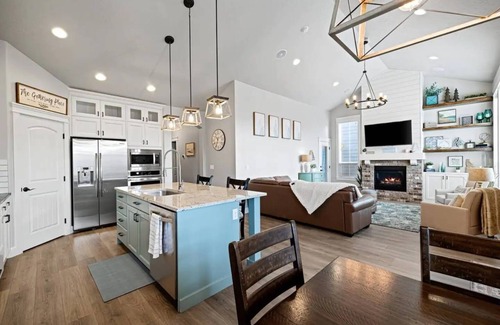 Southwest Ada County Alliance Cottage | New Farmhouse Cottage in the heart of Treasure valley!