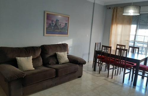Albacete Condo | NEW FLOOR AREA FAIR AND GARAGE.