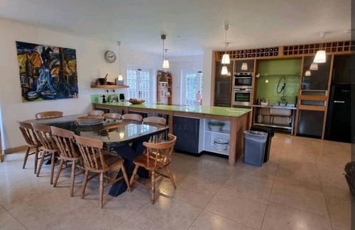 New Forest District House | New Forest Cottage nestled alongside Limewood, Lyndhurst