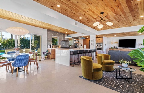 Palm Springs House | NEW! Fully remodeled MCM w/mtn views, pool, & large yard! Designed by HGTV star!