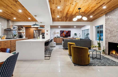 Palm Springs House | NEW! Fully remodeled MCM w/mtn views, pool, & large yard! Designed by HGTV star!