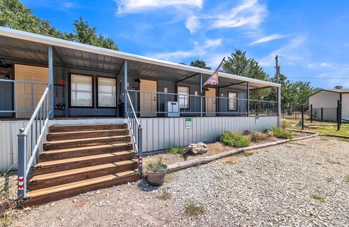 Kingston House | NEW! Gone Fishin'(Suite 4) - Lodges at Fossil Creek