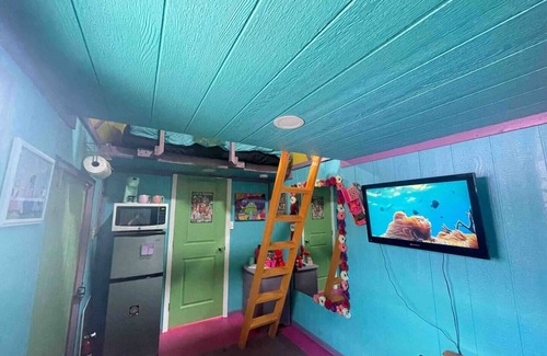 Homosassa Cabin | NEW - Hippie Hut Minutes from the Boat Ramp