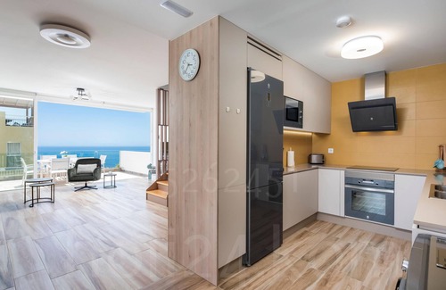 Armenime Villa | New holiday home with a large terrace and pool, views of the Atlantic