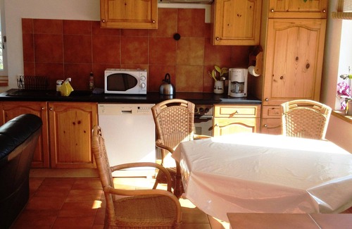 Mertesdorf Apartment | new holiday flat in altitude of ruwer valley on the outskirts of the forest