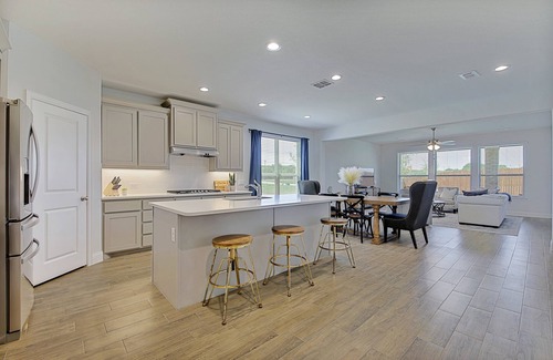 Argyle House | New home, Argyle TX, 4 Bd rooms, 5 bds, 3 Bathrooms, Office, Gameroom, Sleeps 11