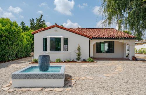 Valley Glen House | New Home Universal sleeps 18 hot tub