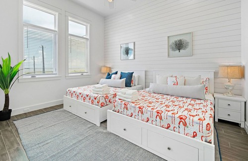 Galveston House | New home with the best views of West Bay