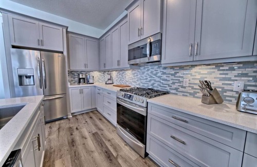 Miramar Beach House | New Home With Private Pool & Hot Tub!