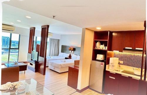 Kota Kinabalu Apartment | NEW HOMESTAY ! HERITAGE SUITES Near IMAGO Mall City Central , FREE HIGHSPEED WIFI & NETFLIX , KOTA KINABALU