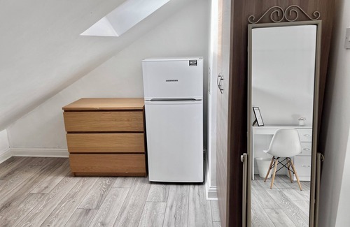 Shepherd's Bush House | New House 5 rooms 3 bath