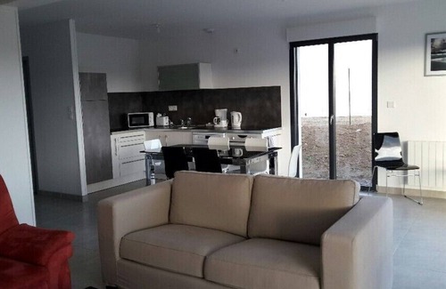 Saint-Come-de-Fresne House | New house near the beaches of the landing