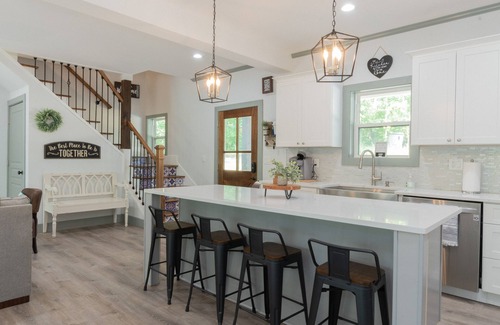 Fair Play House | New house on Lake Hartwell with a pool!