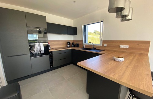 Crozon House | New house with panoramic view between land and sea for 6 people in Crozon