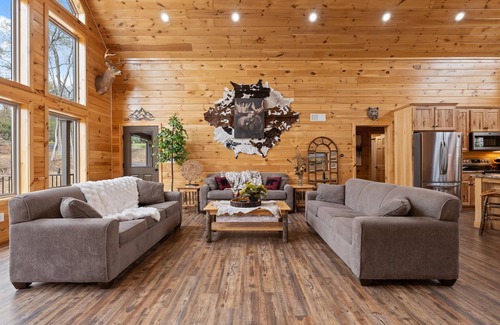 Huntingdon House | NEW - Knotty Pine - Raystown Lake