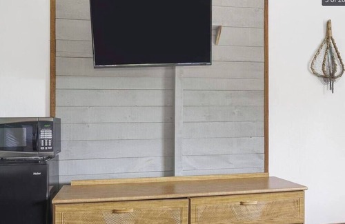 Indian Point Condo | New Listing <0.5 mile SDC + Free Shuttle + Pets OK