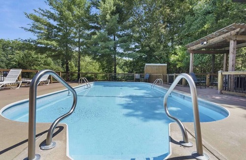 Indian Point Condo | New Listing <0.5 mile SDC + Free Shuttle + Pets OK