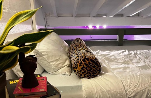 Coral Way Cottage | New Listing! 5min walk to Coral Gables! Zen Loft! Explore, Relax, & Indulge.