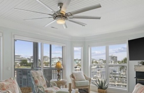 North Carolina Coast Villa | NEW LISTING! About the View (3-Bedroom Villa) by RedAwning
