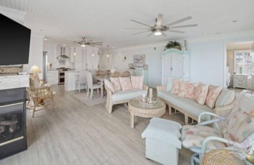 North Carolina Coast Villa | NEW LISTING! About the View (3-Bedroom Villa) by RedAwning
