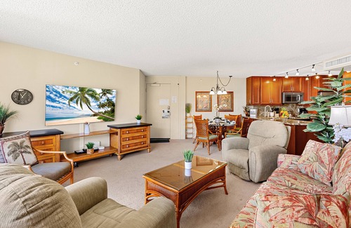 Honokowai Condo | New Listing! Cozy condo with partial ocean views!