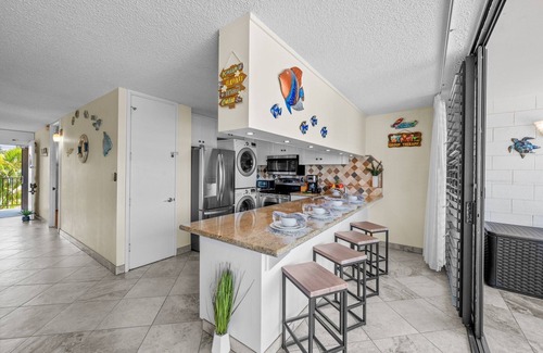 Kihei Condo | New Listing! Direct Ocean Views, Private Lanai