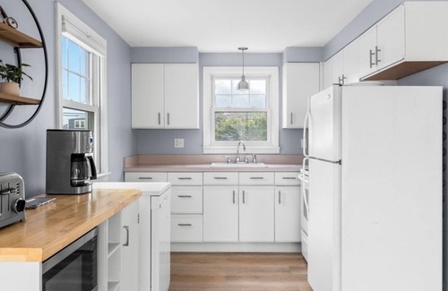 Newbury House | NEW LISTING DISCOUNT! Ocean Views! 4+ bedrooms! Family Friendly! Plum Island!