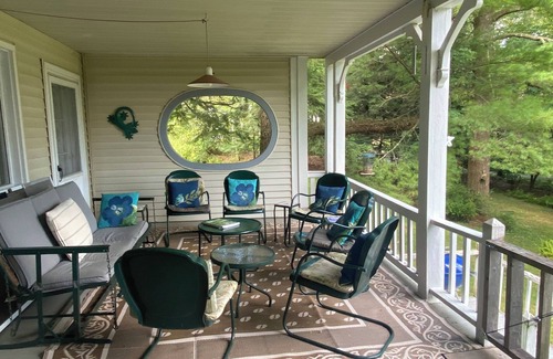 Eagles Mere Cottage | New Listing! Eagles Mere lakefront 6-bedroom 3-bath cottage