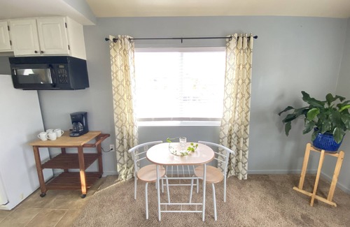 Denver House | NEW Listing! Inner city but quiet neighborhood Entire Guest House