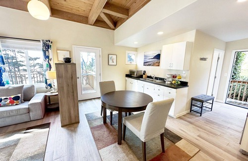 Yachats Condo | New Listing! Ocean Front, Sunrise & Sunset at Oregon House, Stairs to the Beach!