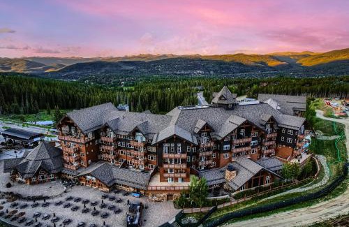 Peak 8 Apartment | NEW LISTING! One Ski Hill Escape condo