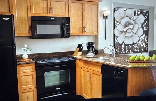 North Scottsdale Villa | NEW LISTING - Sheraton Desert Oasis 1-bed villa next to TPC Golf in Scottsdale,