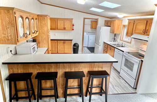 Caseville House | New Listing! Spacious Remodeled home w/Fire pit only 3 minutes to the Beach!