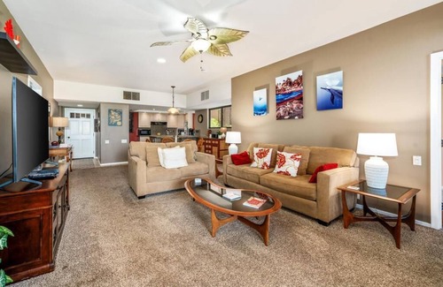 Waikoloa Condo | New Listing! Waikoloa Fairways 2-bed, 2.5-bath unit with pool, BBQ, and lanai