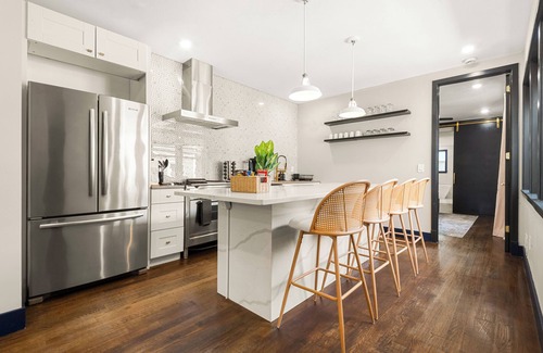 McGinley Square House | NEW LUX 3BR MetLife NYC FREE Parking Walk to PATH