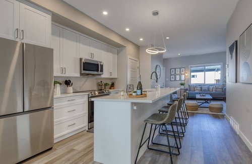 East Kootenay House | New Lux 4 Bedroom W/Arcade Games - Minutes to Hot Springs