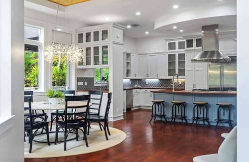 Plantation House | New Luxe Mansion by The Glam Homes