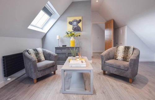 Arncott House | New Luxury 1-bed House nr Bicester Village