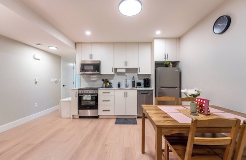 Halifax House | New Luxury 2BR, 1 BR, Living Space & Kitchen Near Downtown Halifax